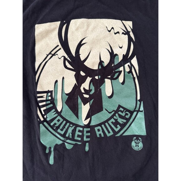 Youth Girls Candy Drip Milwaukee Bucks T-Shirt Size Large - Picture 3 of 7